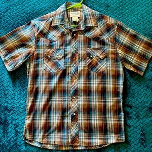 Rustler by Wrangler Mens Large Western Style button up shirt.